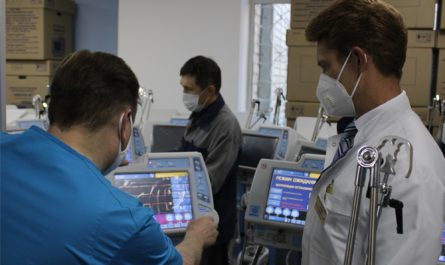 В Чебоксарскую Больницу скорой медицинской помощи поступили 29 аппаратов ИВЛ