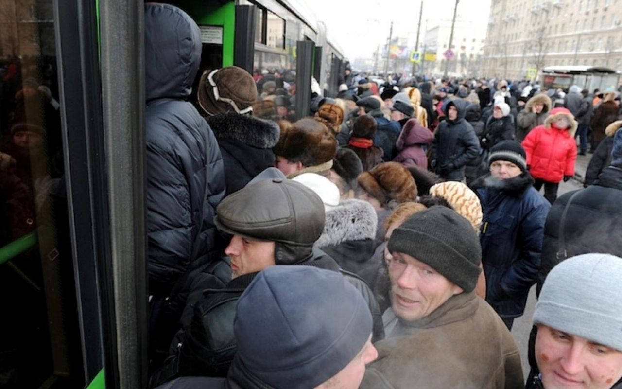 Переполненные автобусы на маршруте «Чебоксары-Новочебоксарск» Минтранс Чувашии взял на контроль
