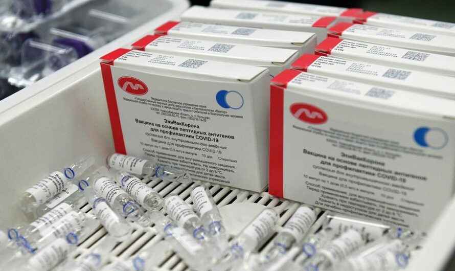 Вакцины «ЭпиВакКорона» и «КовиВак» поступили в Чувашию